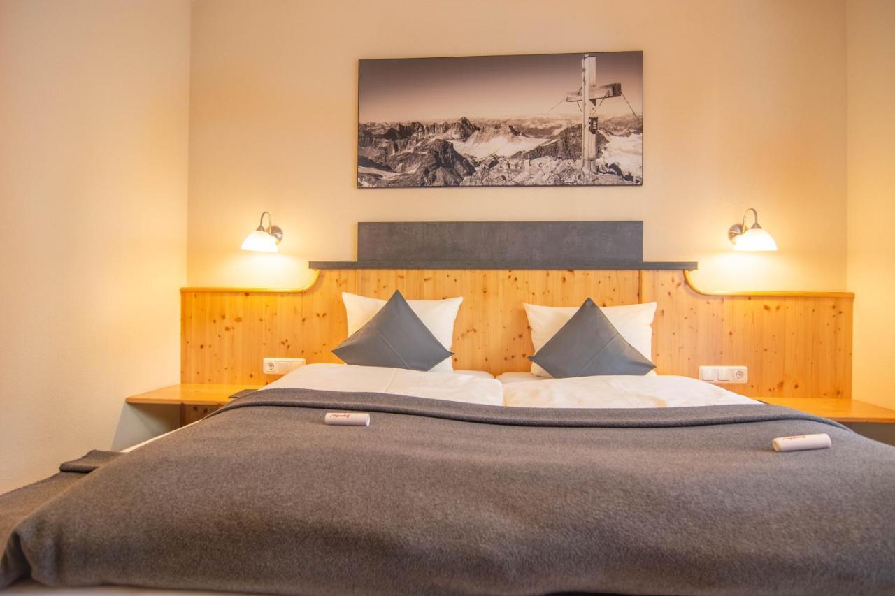 Hotel Garni Alpenhof Ischgl Exterior foto