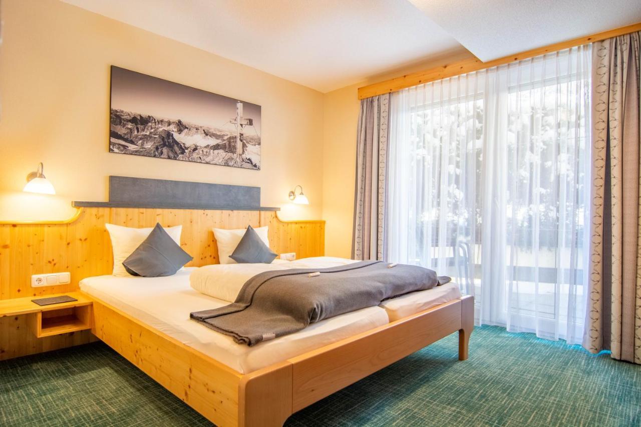 Hotel Garni Alpenhof Ischgl Exterior foto